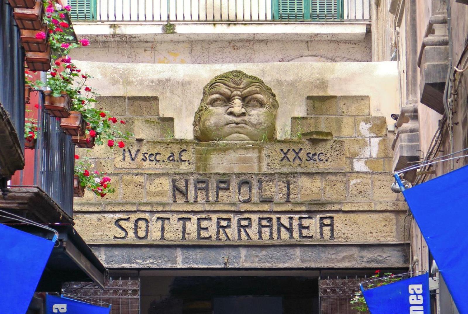 Dory'S Room Camera Nel Cuore Di Napoli Bagian luar foto