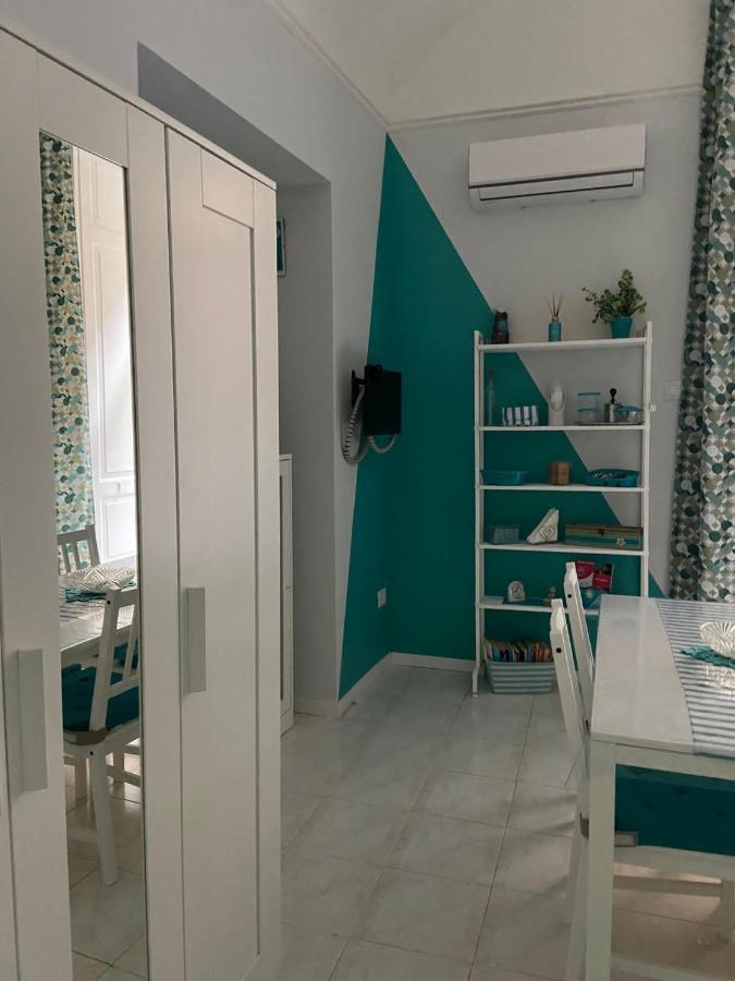 Dory'S Room Camera Nel Cuore Di Napoli Bagian luar foto